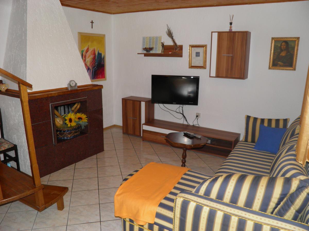 Apartment Mira Porec Exterior photo
